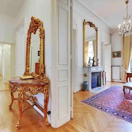 Champs élysées : 200 M2 Avec Balcon Appartamento *