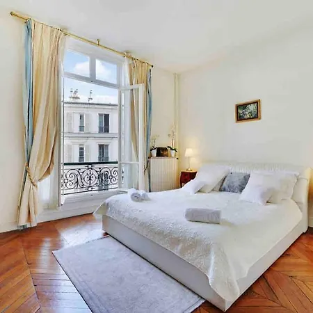 Champs élysées : 200 M2 Avec Balcon Appartamento Parigi