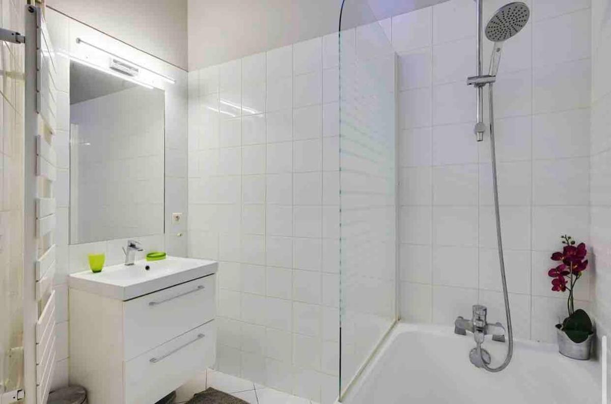 Appartamento Champs élysées : 200 M2 Avec Balcon Parigi